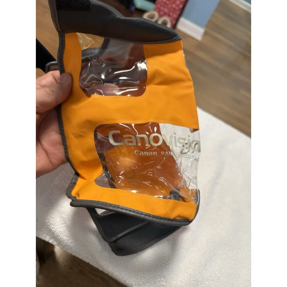 Canon Canovision 8 Rain Shield RS-E400 Vintage